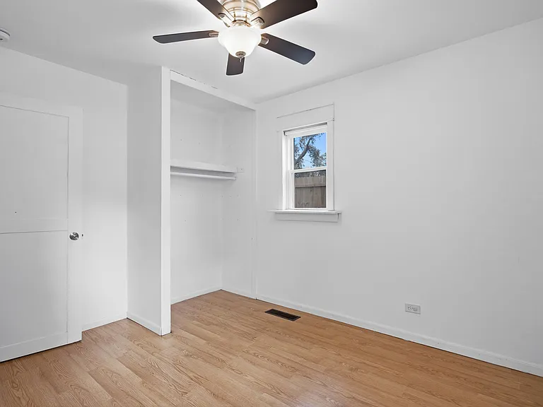 1023 Highland Ave — Photo 15