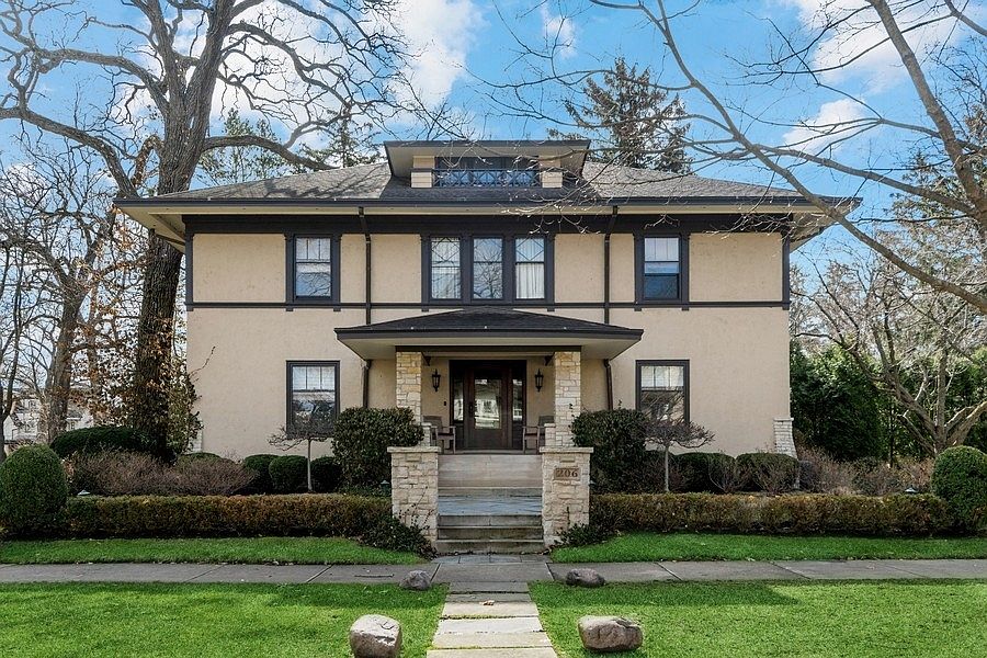 1st image of 206 Cumberland Ave