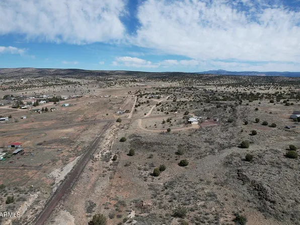 0 E Paniolo Way -- #-, Paulden, AZ