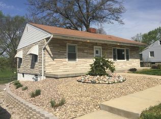 7302 N Walnut St, Gladstone, MO 64118