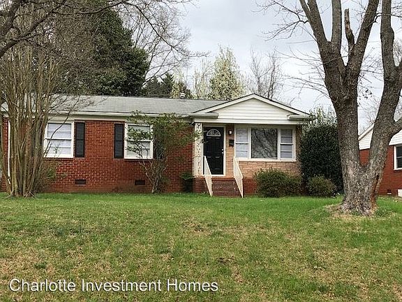 2nd image of 4715 Holbrook Dr