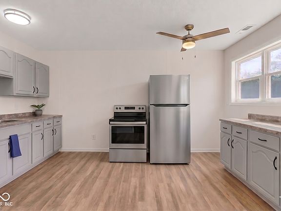 4th image of 4109 Weaver Ave