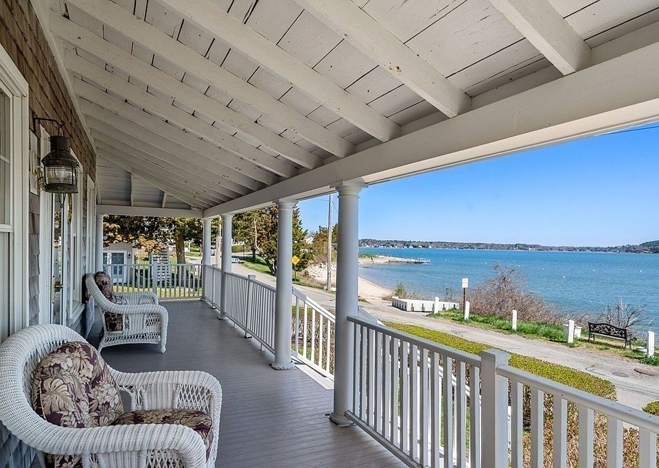 33 Rocky Nook Ave, Kingston, MA 02364 Zillow