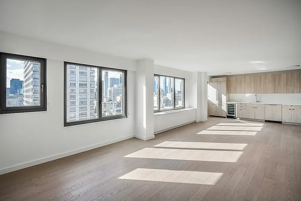 220 East 72nd Street — Photo 4