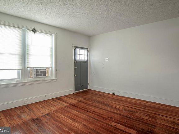 5th image of 417 Krams Ave