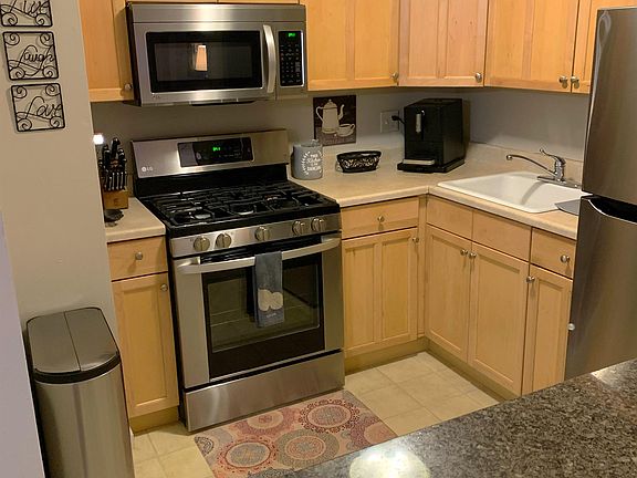 3rd image of 5405 Houghton Pl #1