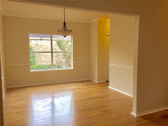 4th image of 10300 Echoridge Dr
