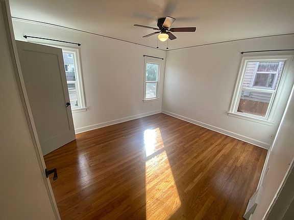 5th image of 5702 S Sheridan Ave