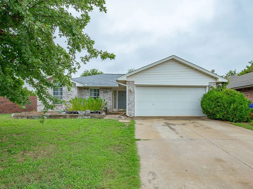 424 Crest Pl