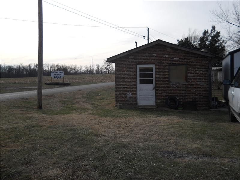 2nd image of 201 Janice Dr