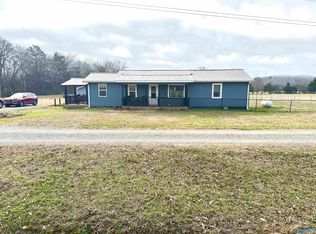 16 Meadowlark Dr, Falkville, AL 35622