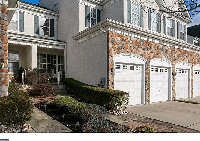 1st image of 20 Hathaway Ct