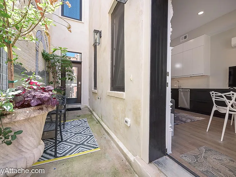 1521 Corcoran St NW #3 — Photo 18