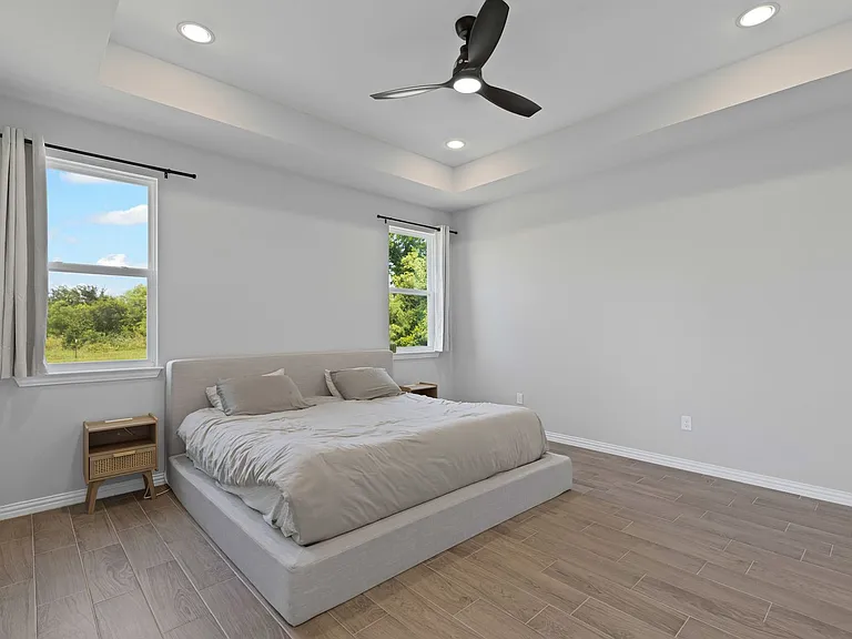 6111 Collins Ct — Photo 7