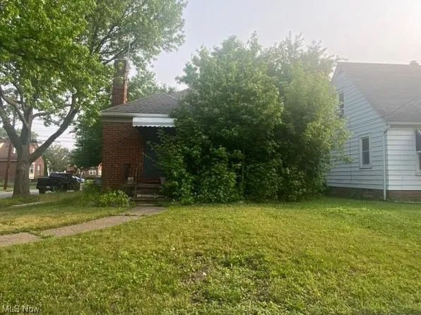 12112 Wayland Ave, Cleveland, OH 44111