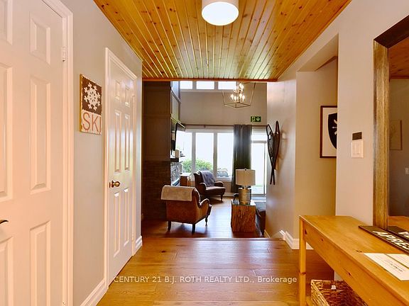 5th image of 107 Wintergreen Pl #127