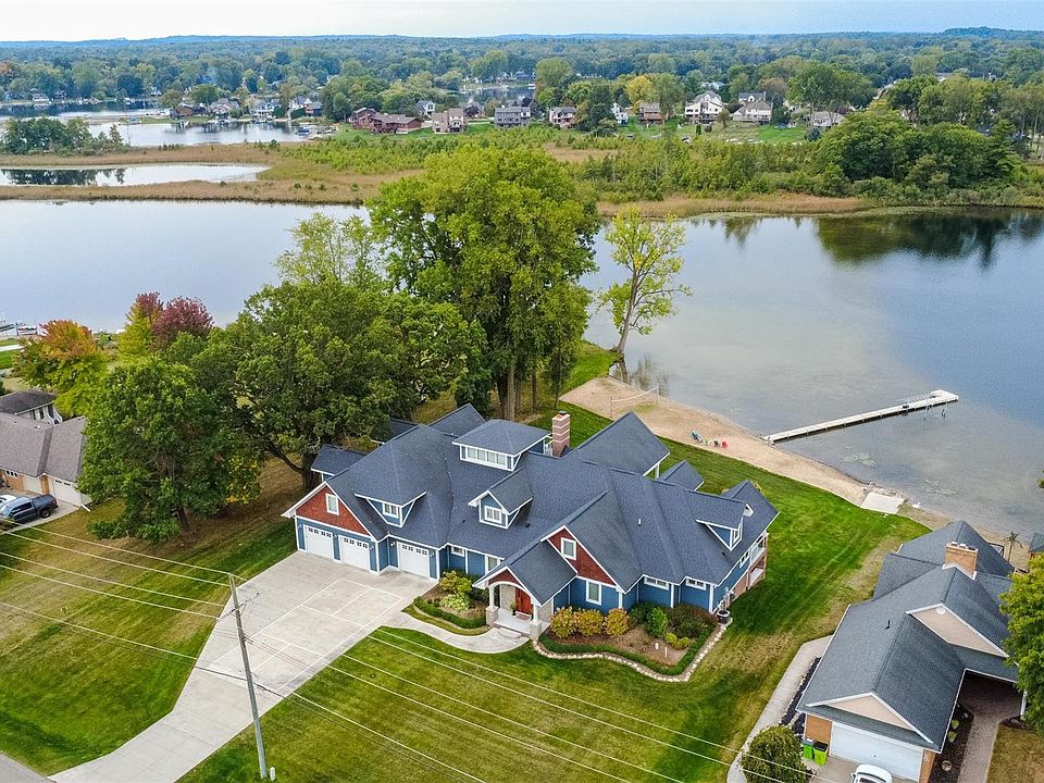 1st image of 302 Tanview Dr