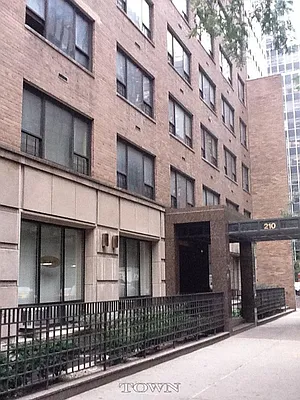 Rented by Town Residential | media 34