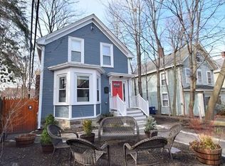 5 Maple Pl, Jamaica Plain, MA 02130