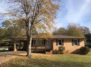 207 Evergreen Cir, Seneca, SC 29678