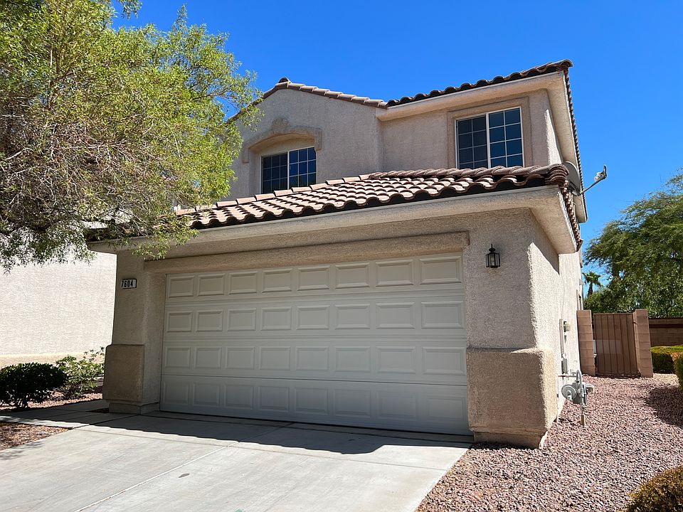 Just Remodeled! 7604 Lookout Hill St. home rental: 4bds, 2.5baths
