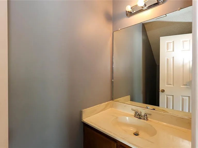 5461 Park Pl S — Photo 26