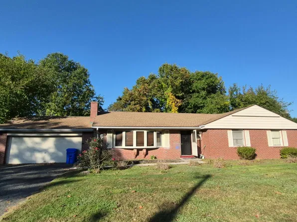 50 Terrace Ln, Springfield, MA 01118
