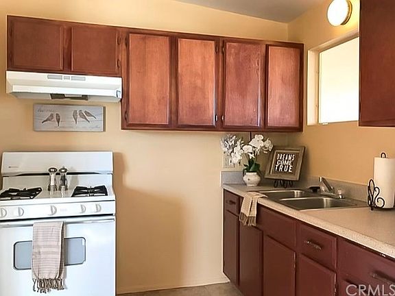 3rd image of 73982 Gorgonio Dr