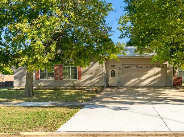 611 E Court St, Hennepin, IL 61327