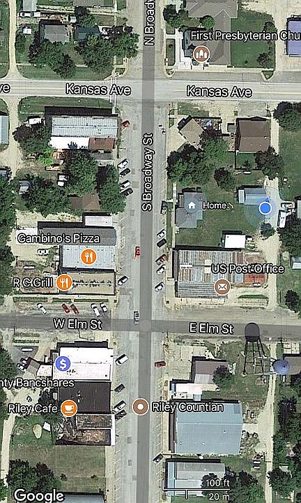 2nd image of 108 S Broadway St