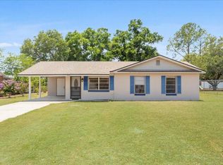 688 E Central Ave, Eagle Lake, FL 33839
