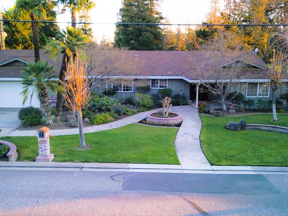 1st image of 2501 Oakhurst Dr