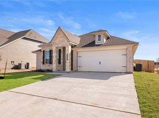 6932 Llano Dr, China Spring, TX 76633