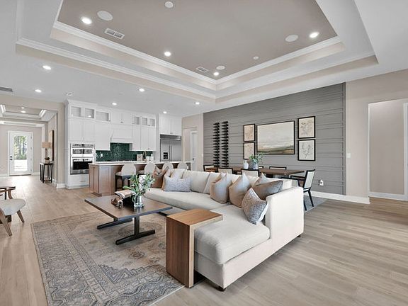 Mahogany Grand Gathering Room