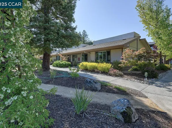 3128 Tice Creek Dr APT 4, Walnut Creek, CA 94595