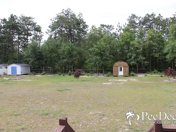 2nd image of 1335 Laurel Dr