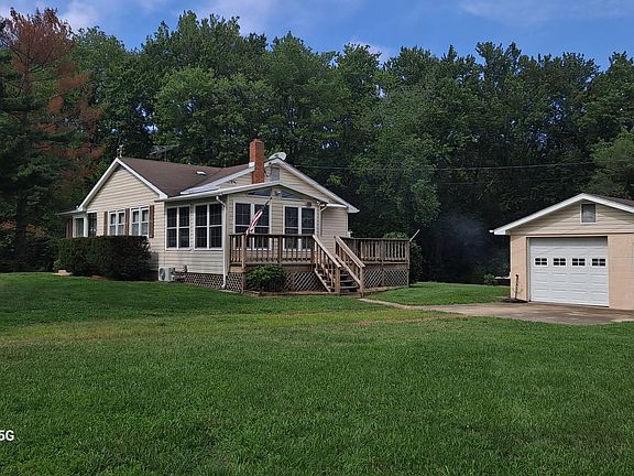 3rd image of 20810 Aquasco Rd