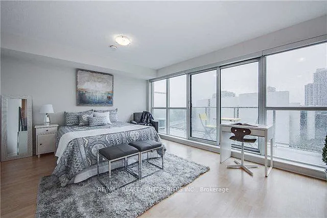 60 Town Centre Ct #811 photo 1