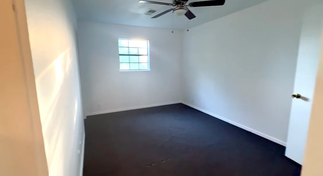 2 bed, 1.5 bath, 900 sqft, $825 — Photo 1