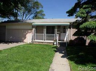 30780 Alger Blvd, Madison Heights, MI 48071