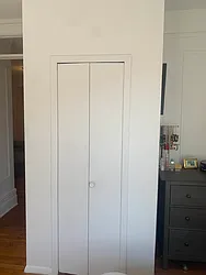 Rented by M.Grossman R.E. Management