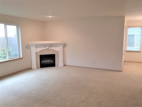 5th image of 14811 66th Avenue Ct E