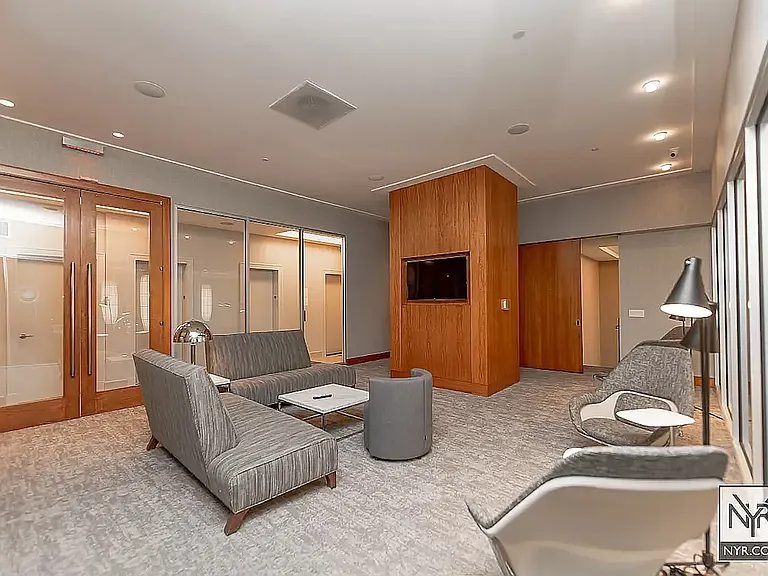 20 West St #21M — Photo 14