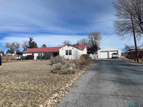 2910 8th St, Las Vegas, NM 87701