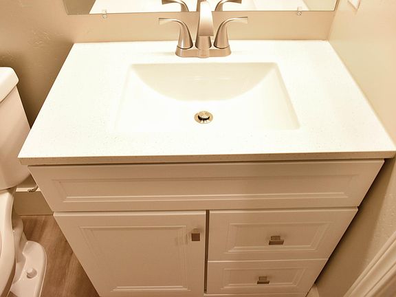4th image of 1344 7th Ave APT 26