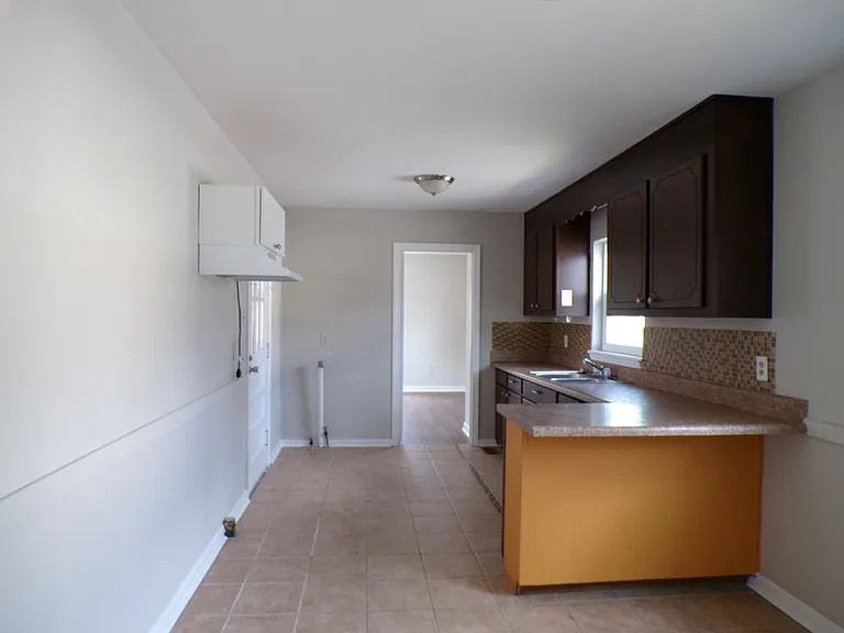 1400 19th Pl SW — Photo 6