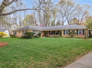2115 Sand Wedge Ct, Pfafftown, NC 27040