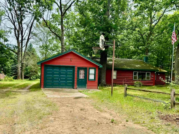 3784 Camino Rd, Harrison, MI 48625