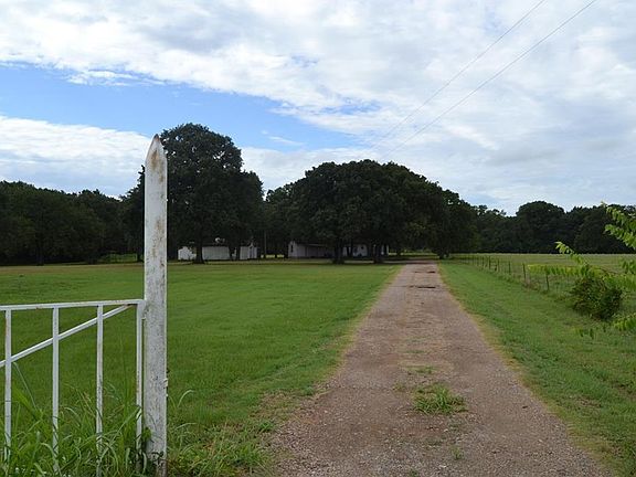 4th image of 8663 W Fm 1753