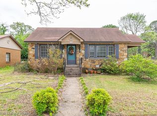 2102 S M St, Fort Smith, AR 72901